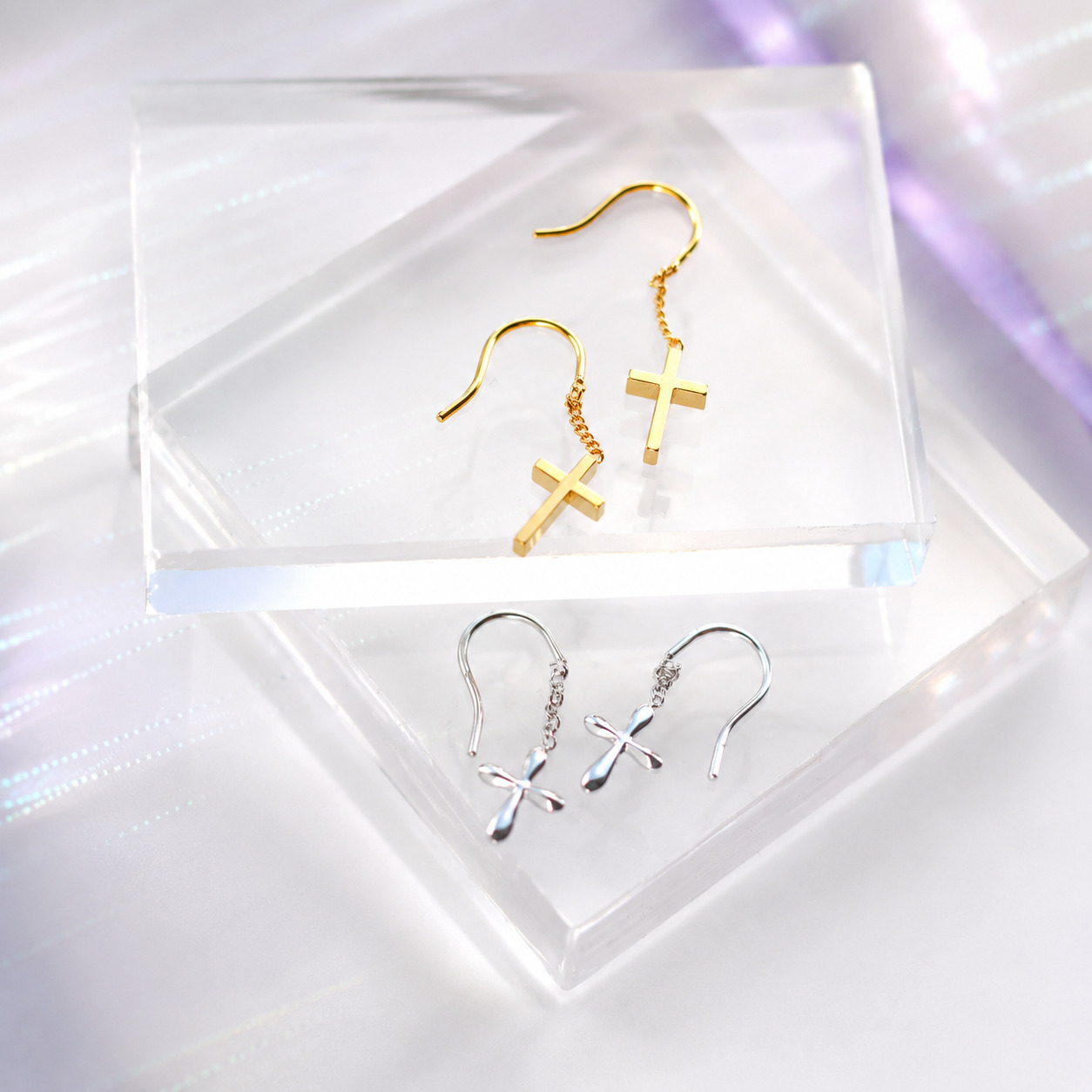 Swing Cross Hook Pierce｜日本製 クロスモチーフ フックピアス